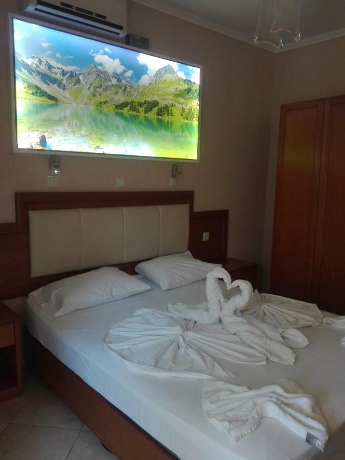 Balkan House Potos Buitenkant foto