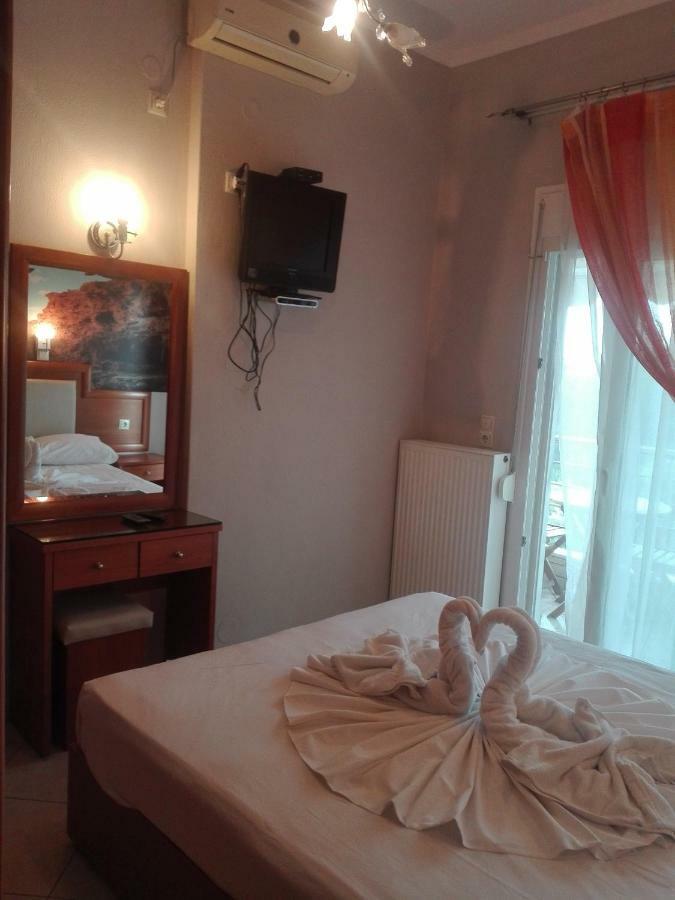 Balkan House Potos Buitenkant foto